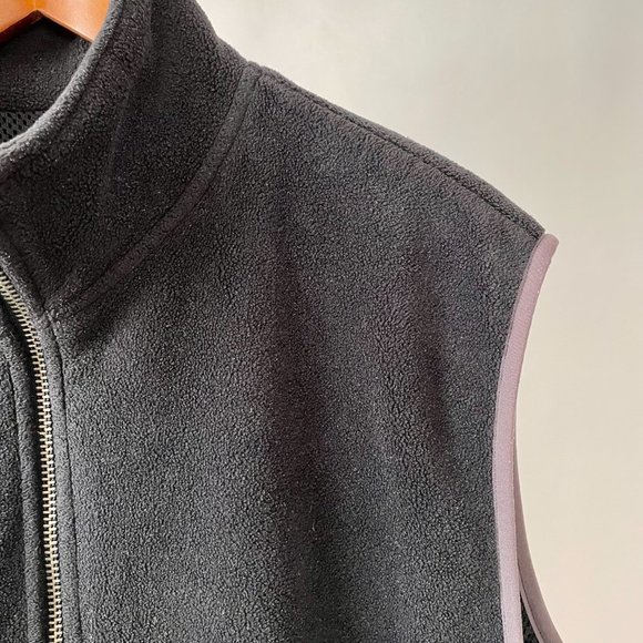 Levi's Fleece Zip Up Vest, Black/Grey, Size L - Picture 2 of 8